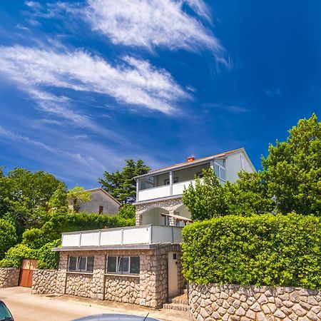 Apartment Tara With Seaview Krk Town Exterior photo