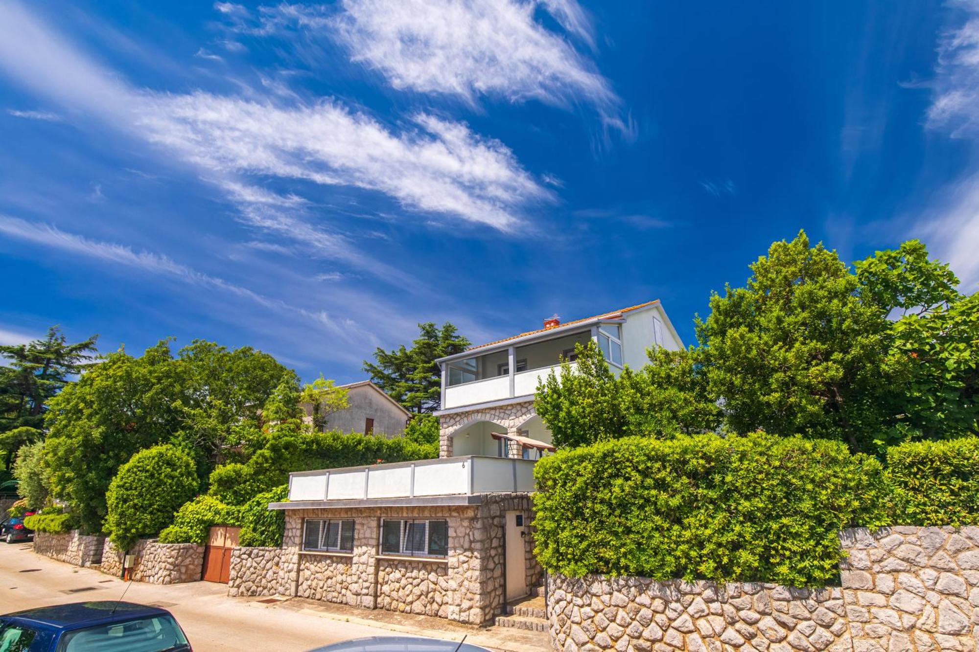 Apartment Tara With Seaview Krk Town Exterior photo